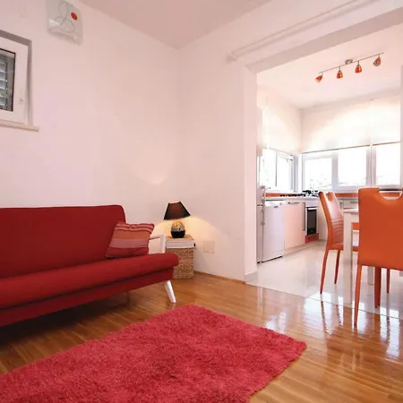 Lovely In With Kitchen *