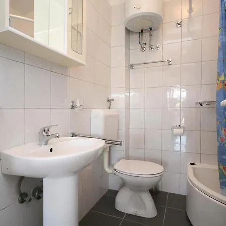 Lovely In With Kitchen * Rogoznica (Sibenik-Knin)