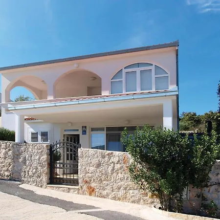 Σπίτι διακοπών Lovely In With Kitchen Rogoznica (Sibenik-Knin)