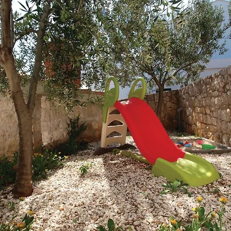 بيت للعطل 26 With Game