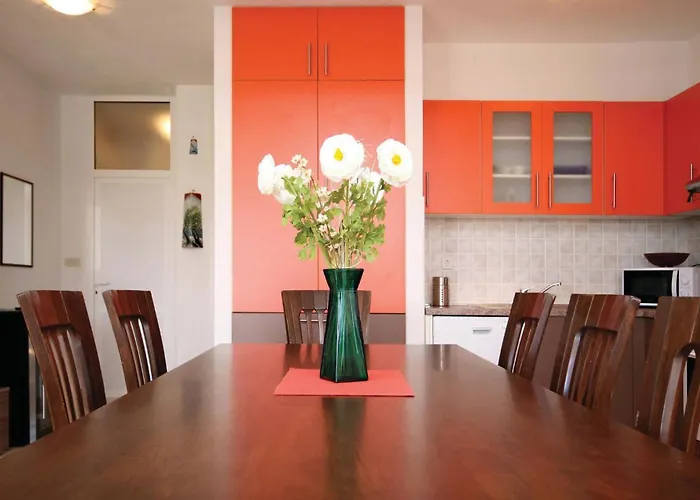 26 With Game * Rogoznica (Sibenik-Knin)